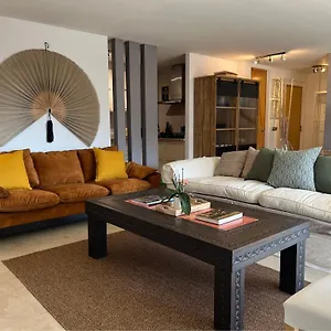 https://penthouse-ojen.es-andalucia.com